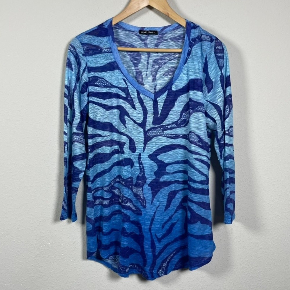 David Cline Top Women L Blue Zebra Print V-Neck 3/4 Sleeve Boho Coastal